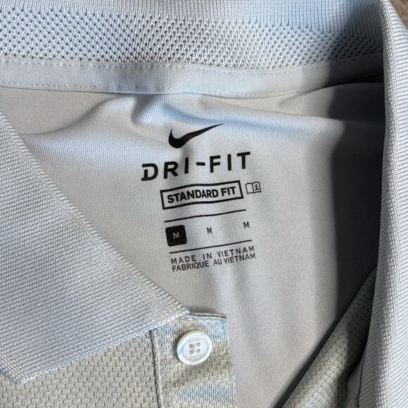 NIKE DRI-FIT Men’s Light Gray White Colorblock Short Sleeve Golf Polo Shirt - Picture 3 of 7